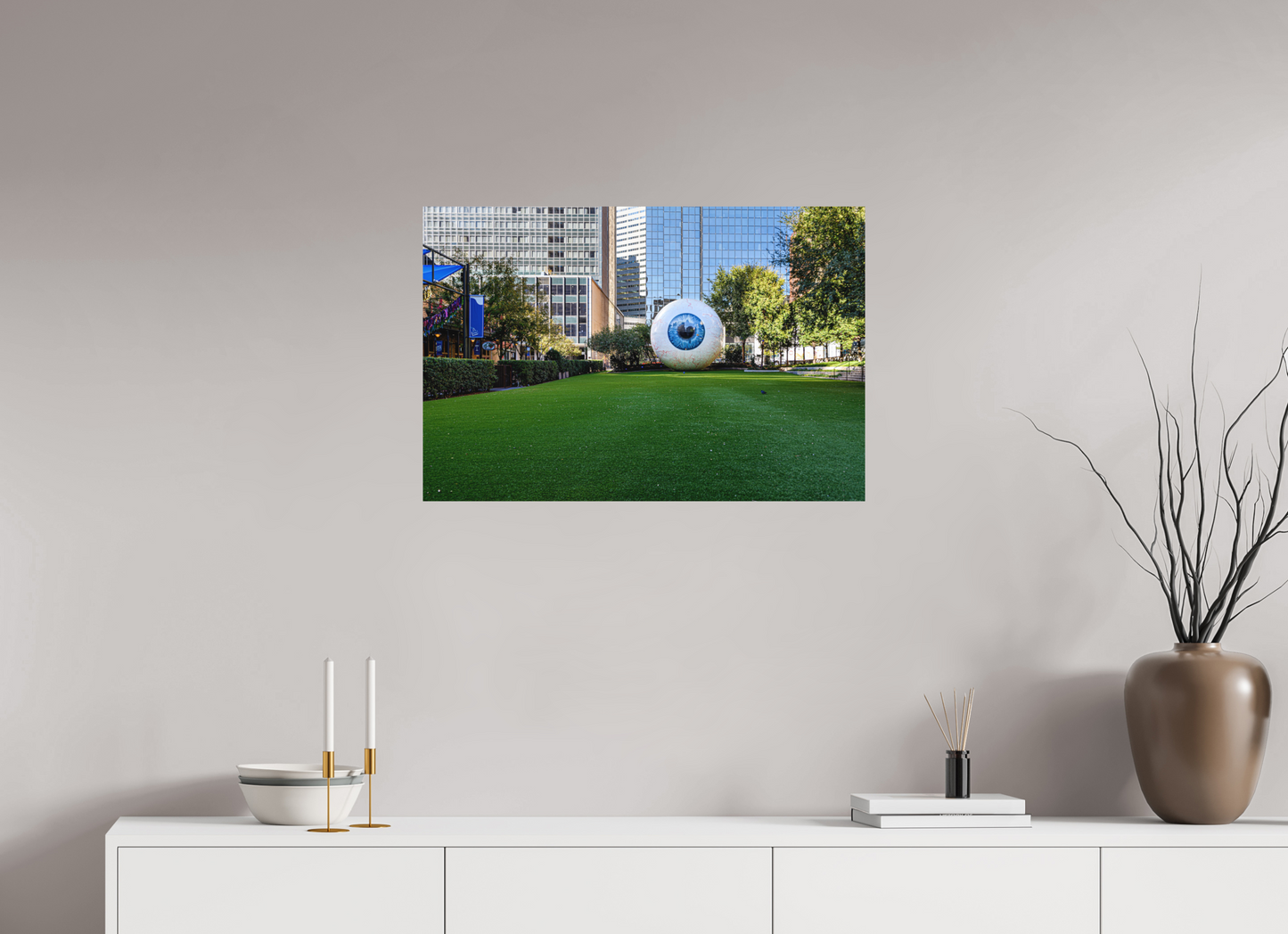 30 x 20″, Color Print In the public eye